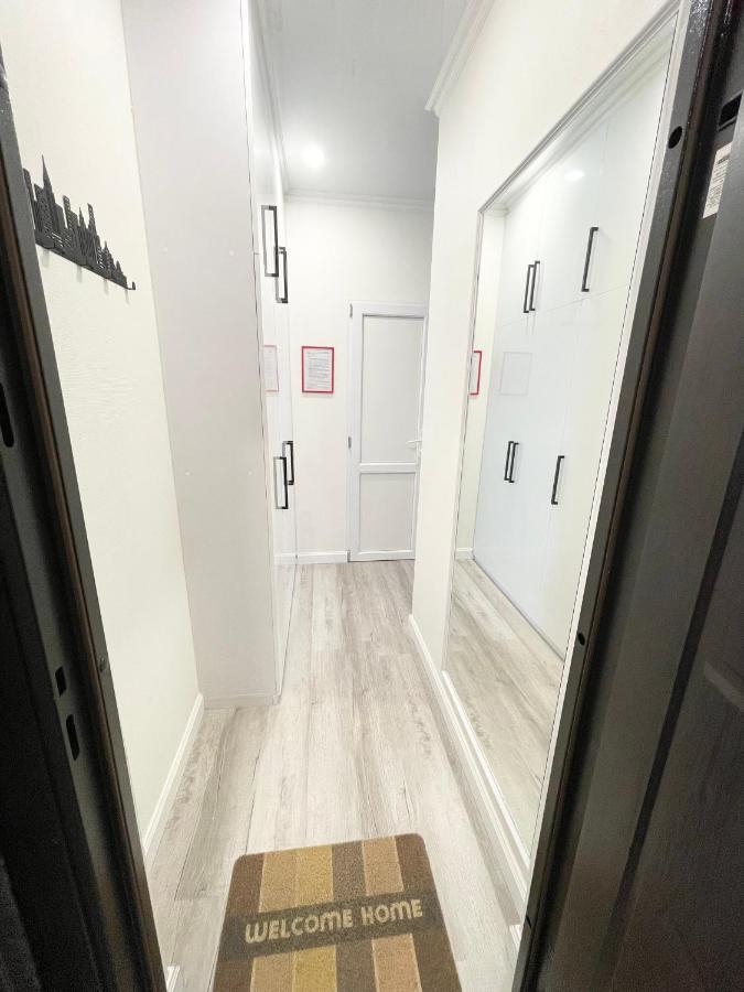 Apartment Studio New York 45 Irpin Bagian luar foto